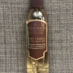 Vanilla body mist (FREE w any item purchase if you add this item in your cart)